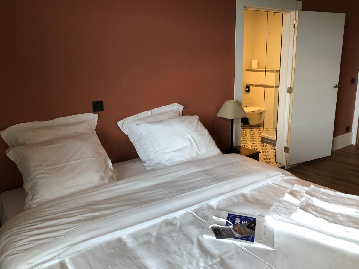 La Posterie Bed & Breakfast รอนเซ ภายนอก รูปภาพ
