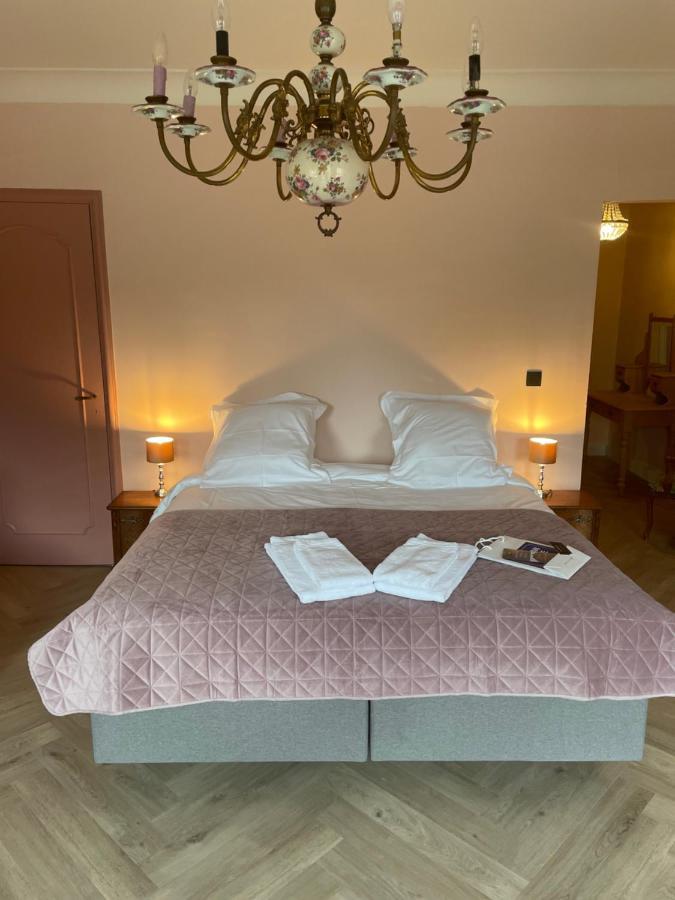 La Posterie Bed & Breakfast รอนเซ ภายนอก รูปภาพ