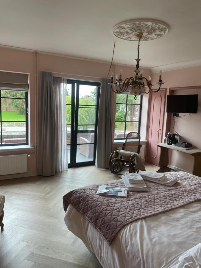 La Posterie Bed & Breakfast รอนเซ ภายนอก รูปภาพ